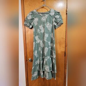 Hilo Hattie • Hawaiian Green Pineapple Muumuu • Cotton Poly Blend• Size L